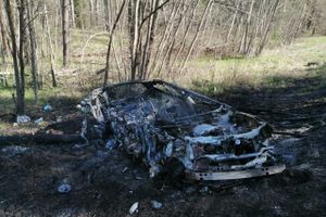 В Великолукском районе «Лексус» врезался в самосвал