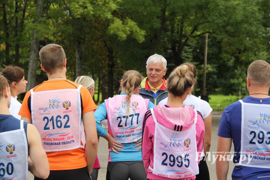 В Великих Луках прошёл «Кросс Нации-2018» (ФОТО)