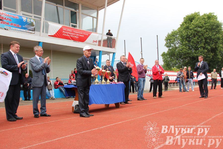 Финальные игры футбольного фестиваля «Локобол-РЖД-2014»