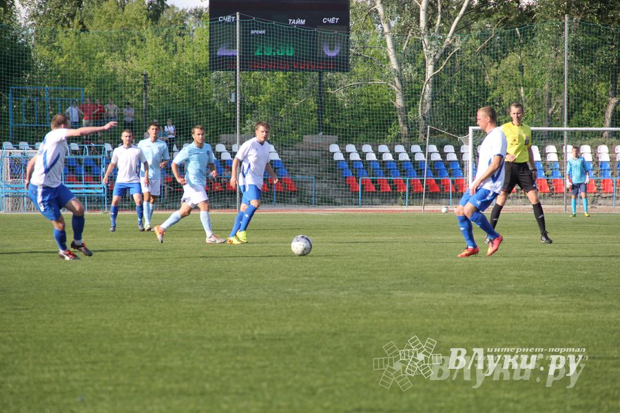 В Великих Луках состоялся матч Первенства СЗФО по футболу между командами «Луки-Энергия» и «Химик»