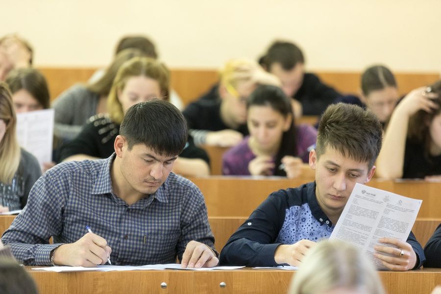 Более 400 жителей Псковской области написали Большой этнографический диктант