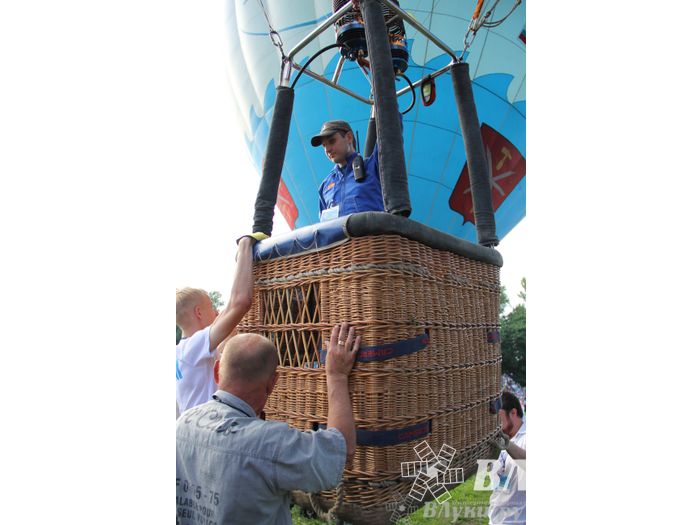 Открытие 19-й Международной встречи воздухоплавателей в Великих Луках