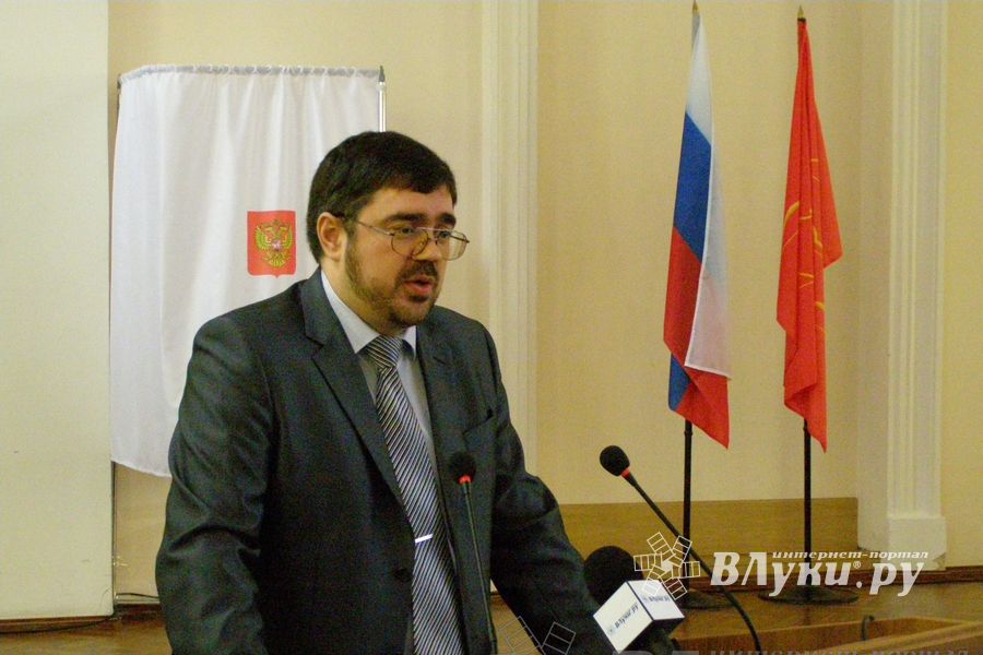 Выбор главы администрации Великих Лук