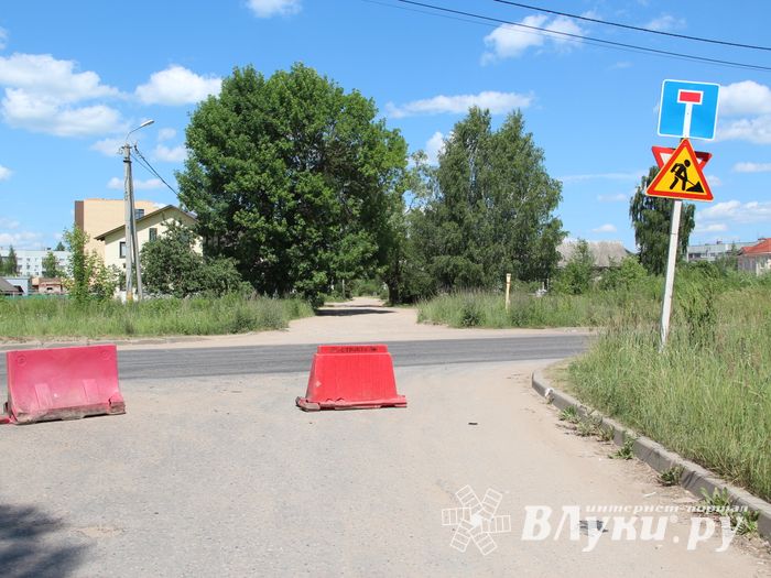 Улицу Гражданскую закрыли для движения (ФОТО)