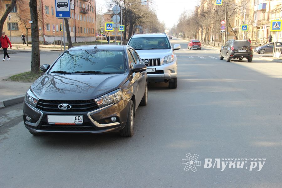 ДТП на перекрёстке Октябрьский-Энгельса (ФОТО)