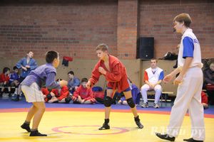 Великолучане стали первыми в общекомандном зачете турнира по самбо «Память»