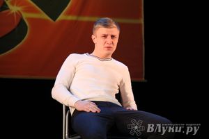 Великолукские КВНщики «перезагрузились» (фото)