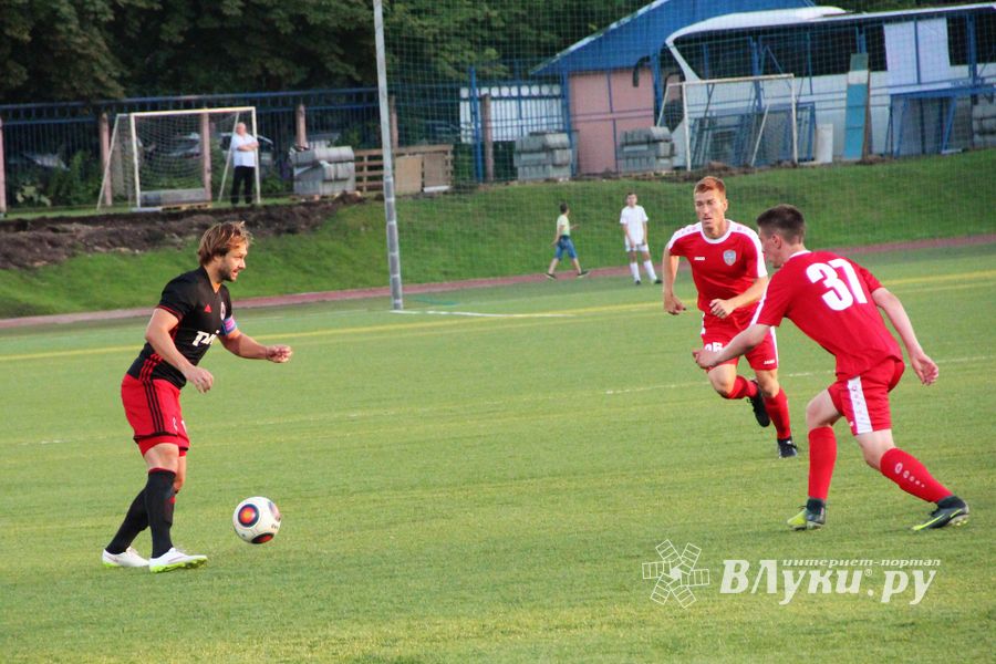 Хороший футбол без забитых мячей — «Луки-Энергия» сыграла с «Локомотив-Казанка» (ФОТО)