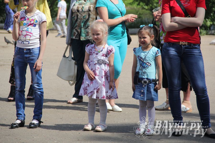 День защиты детей отпраздновали В Великих Луках (фото)