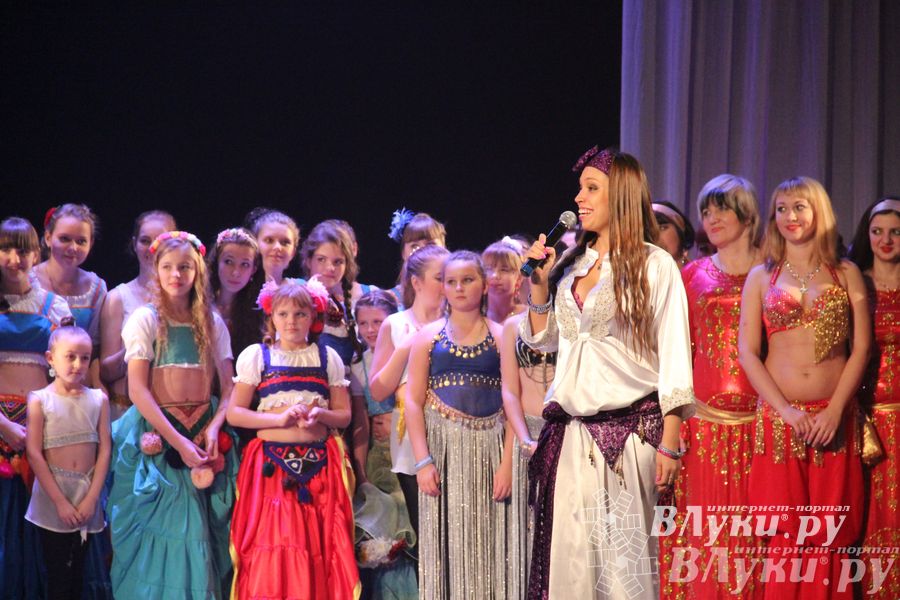 Фестиваль восточного танца «Мафраш» прошел в Великих Луках (фото)