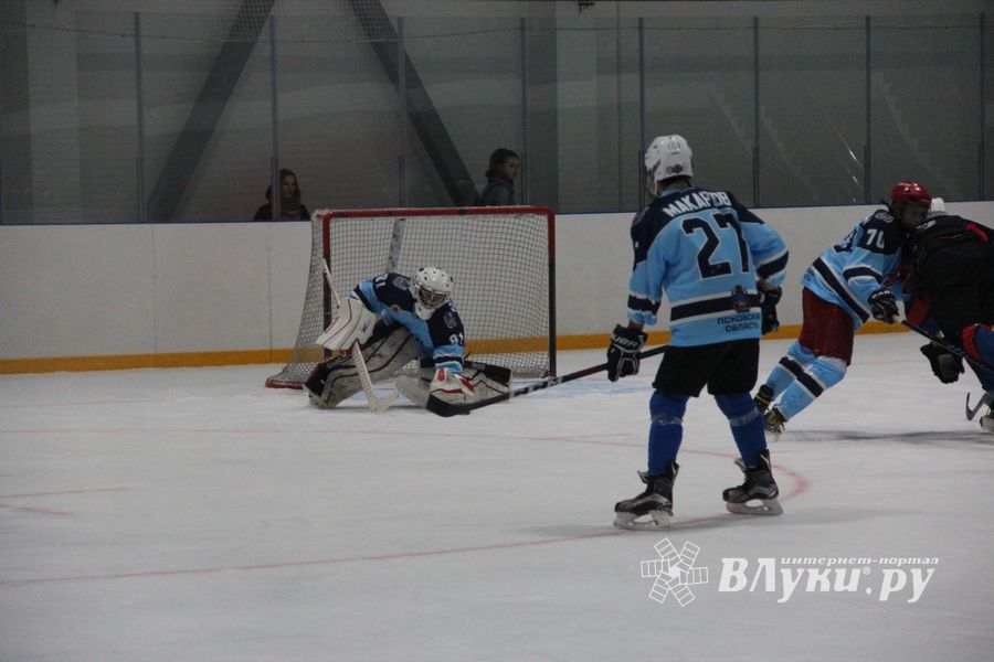 «Экспресс» обыграл псковскую «Сталь» (ФОТО)