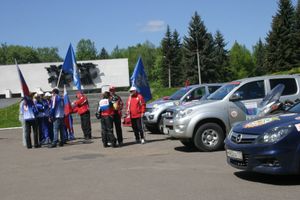 Члены Международный автопробега прибыли в Великие Луки 