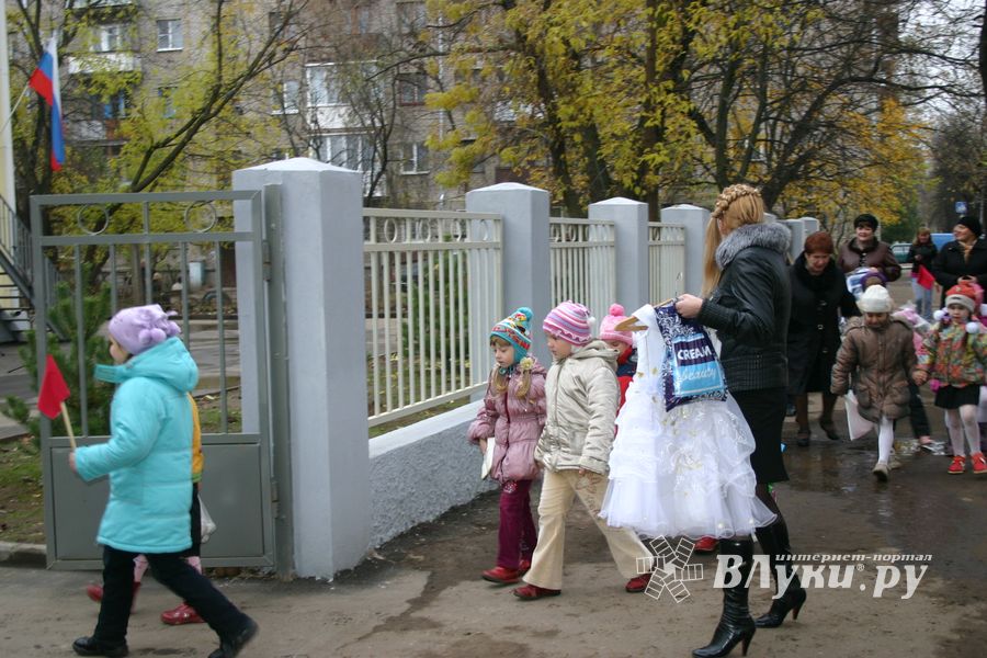 Губернатор области принял участие в торжественной церемонии открытия нового детского сада (ФОТО)