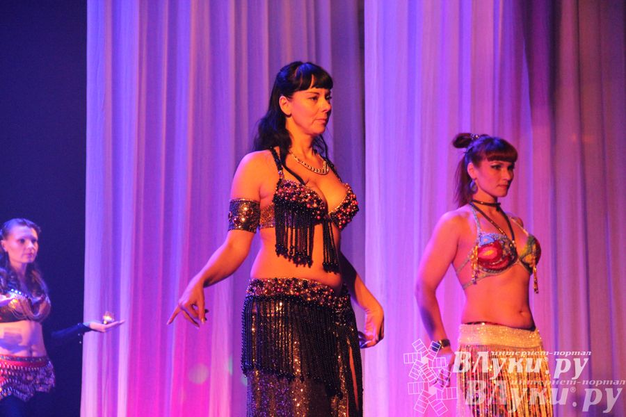 Фестиваль восточного танца «Мафраш» прошел в Великих Луках (фото)
