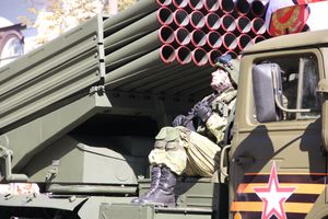 Военный парад в Великих Луках, часть II (ФОТО)