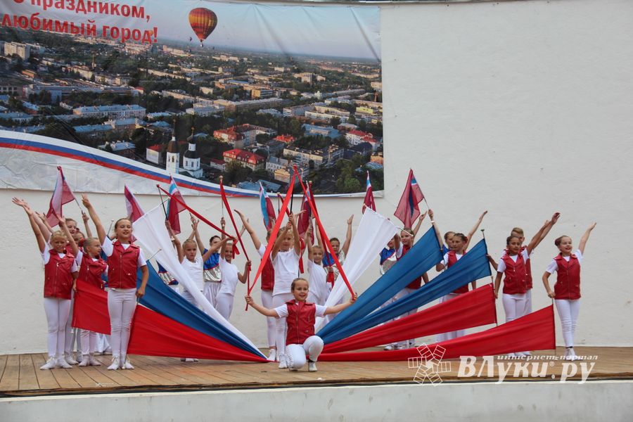 Лучшие мажоретки и барабанщицы награждены (ФОТО)