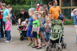 В Великих Луках чествовали близнецов (ФОТО)