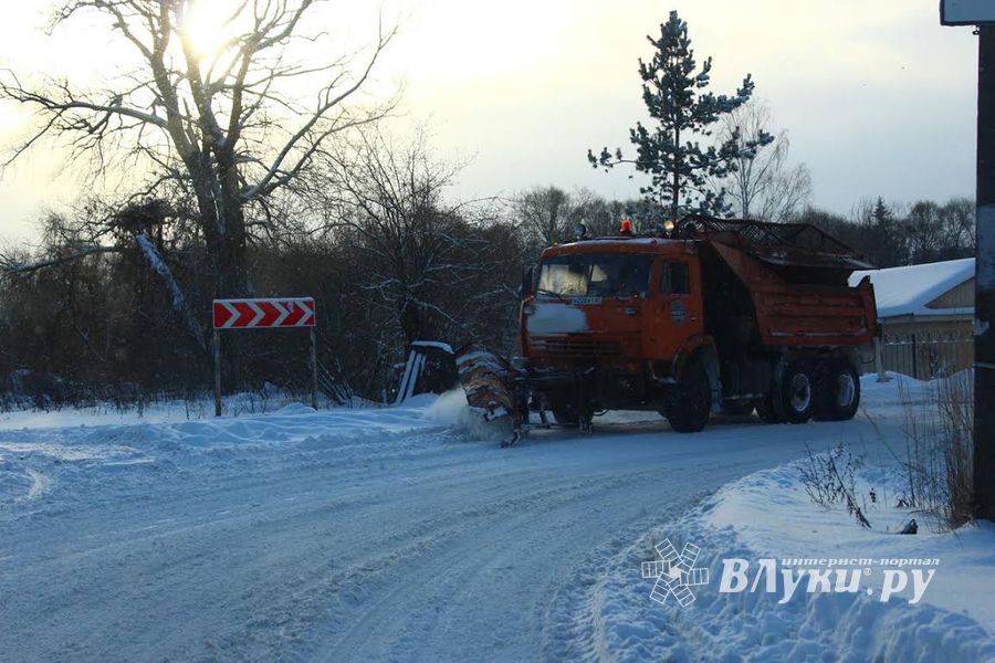 В Невеле коммунальные службы справились с уборкой снега на 5+