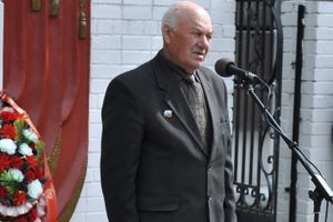 В Великих Луках состоялся митинг, посвящённый Дню памяти и скорби (фото)