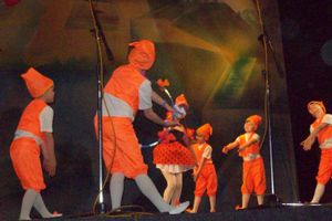 Великолукская школа № 2 торжественно подвела итоги года 