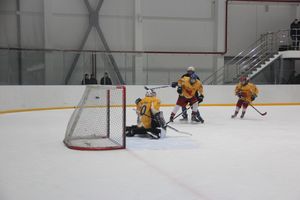 ХК «Экспресс» разгромил «Юниоров» (ФОТО)