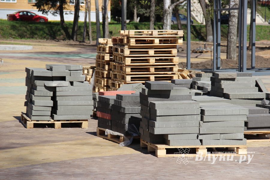 В парке культуры появляются новые аттракционы (ФОТО)