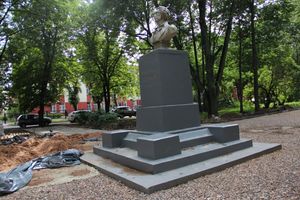 Великие Луки: краски, парки и «движение затруднено» (ФОТО)