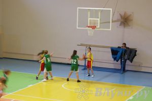 Великолучане и псковички выиграли Первенство Псковской области по баскетболу