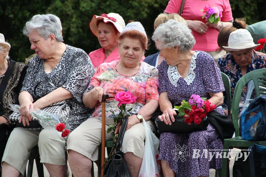 В Великих Луках проходит День памяти и скорби (ФОТО)