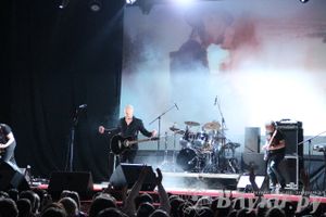 В Великих Луках состоялся концерт Дениса Майданова