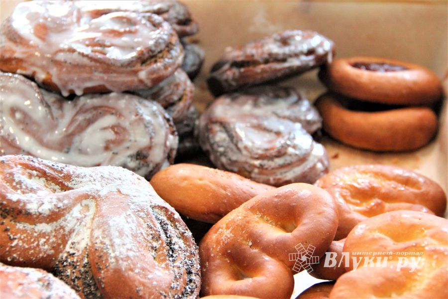 Пекут на месте, на свежем тесте (ФОТО)