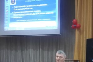 Инспекторы ГИМС проводят лекции и беседы с подрастающим поколением о безопасности на водоемах (фото)