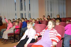 Территориальная избирательная комиссия Великолукского района провела торжественное мероприятие, посвященное Дню Конституции (фото)