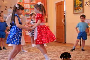 «Красота Божьего мира» в рисунках дошколят Великих Лук (ФОТО)