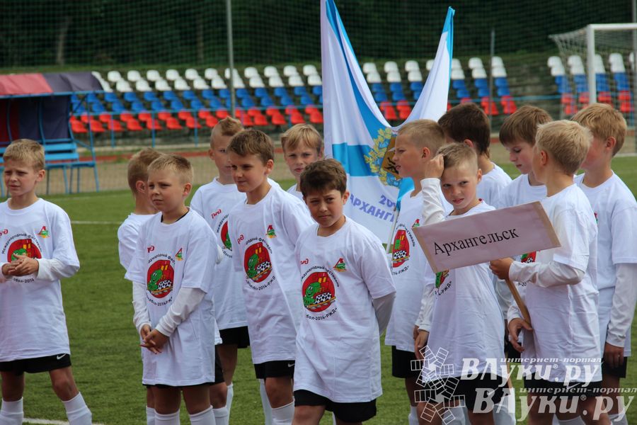 Финальные игры футбольного фестиваля «Локобол-РЖД-2014»