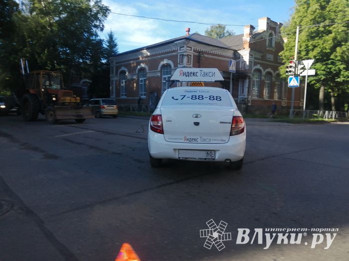 ДТП на перекрёстке Ботвина/Некрасова (ФОТО)