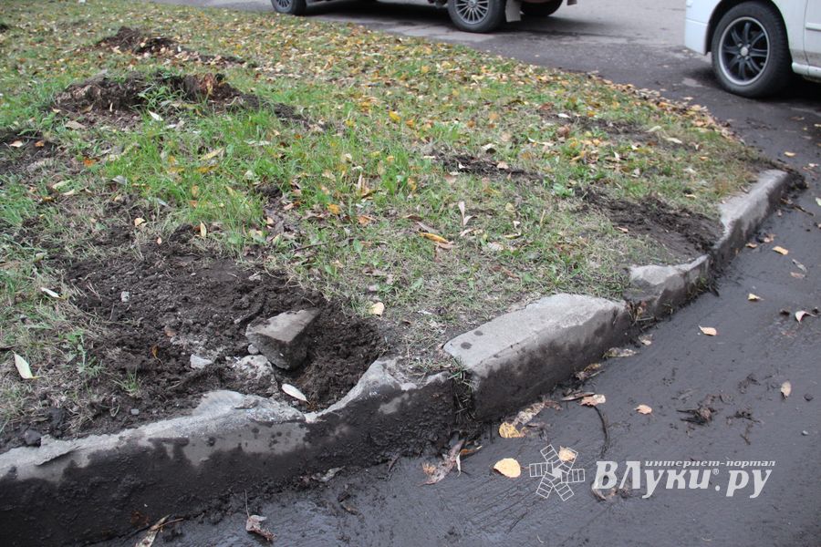 На пр. Гагарина автомобиль потерял колесо (ФОТО)