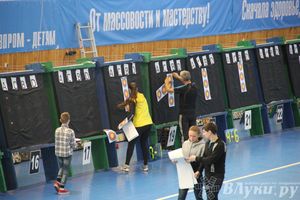 Великолучанка Александра Савенкова стала обладательницей золота на всероссийских соревнованиях по стрельбе из лука (фото)