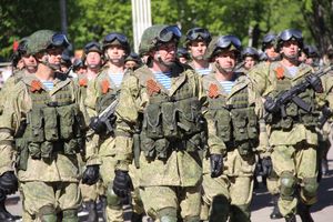 Парад в честь Дня Победы прошел в Великих Луках (ФОТО)