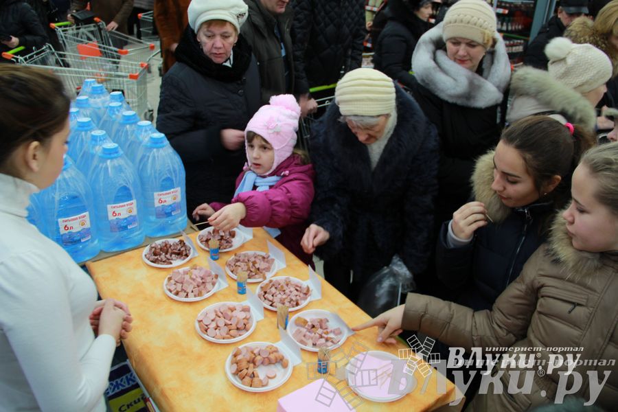 Открытие супермаркета «Тележка» в Великих Луках