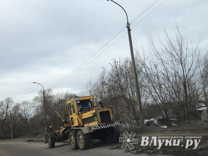 На объездном шоссе затруднено движение (ФОТО)
