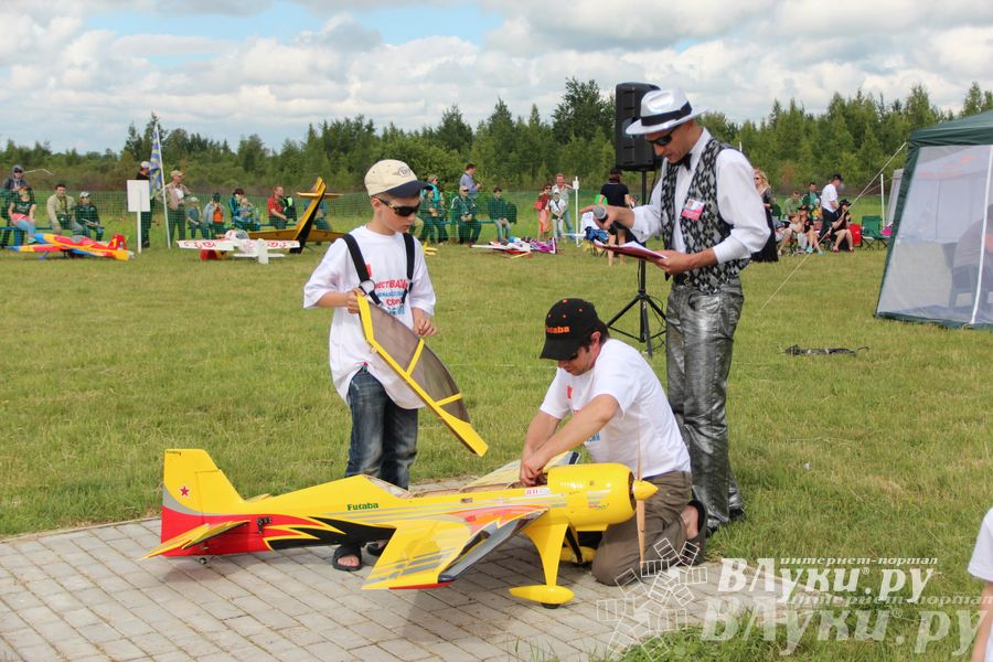 Фестиваль авиамодельного спорта России в Великих Луках