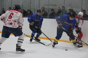 ХК «ЛукиСпорт» обыграл псковскую «Звезду» (ФОТО)