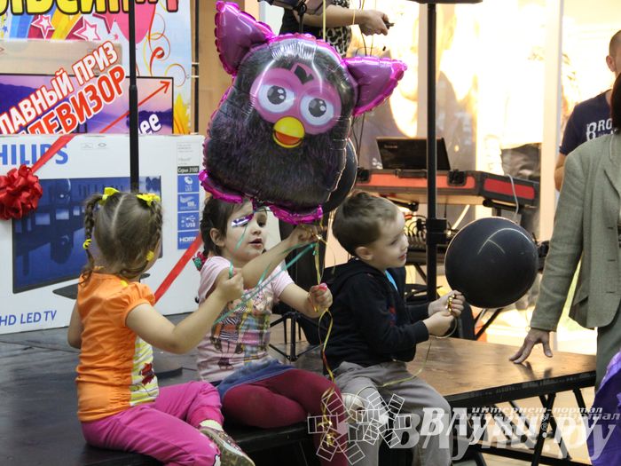 Торговый центр «Апельсин» отметил День рождения