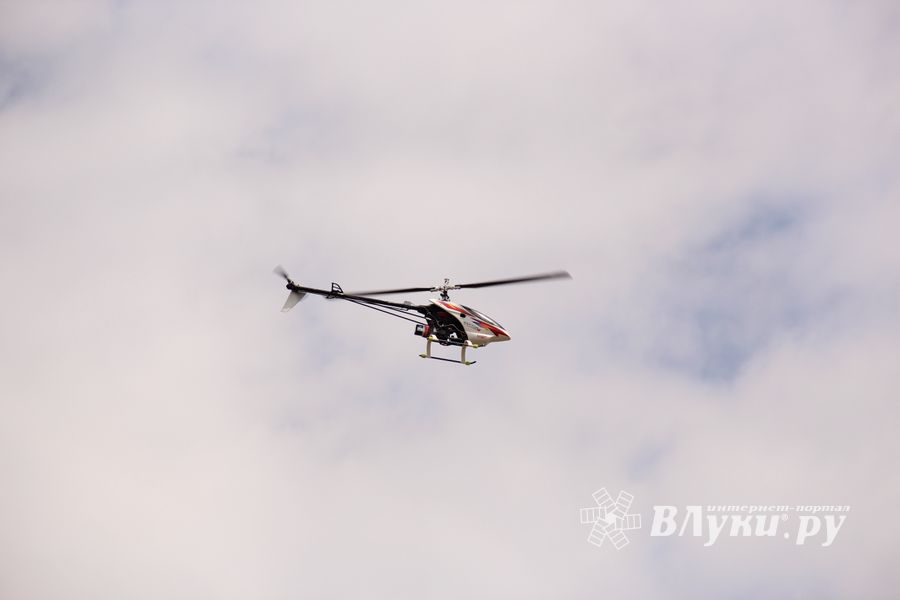 В Великих Луках проходит 7-й Фестиваль авиамодельного спорта (ФОТО)