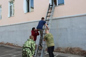 В Великих Луках спасали «заложников» (ФОТО)