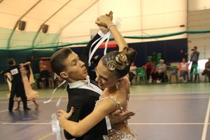 В Великих Луках прошел турнир по спортивным бальным танцам (ФОТО)