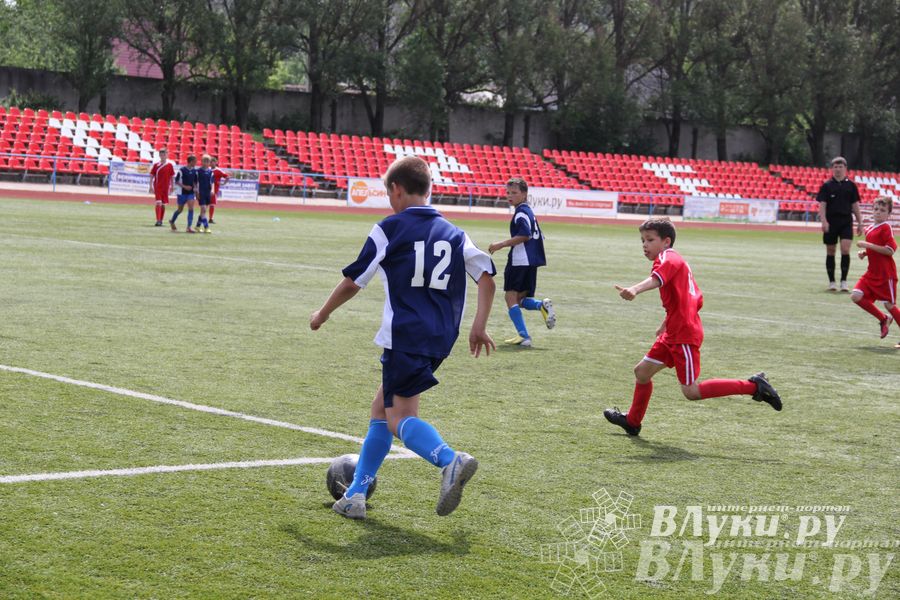 «Кожаный мяч» в Великих Луках. Зона ЮГ