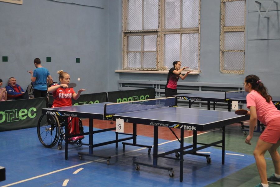Великолукские спортсмены приняли участие в Чемпионате области по настольному теннису (ФОТО)