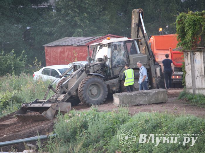 Великолукскую семью спасли из изоляции (ФОТО)